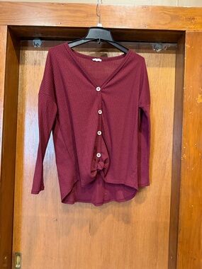 Boutique long sleeve button up shirt